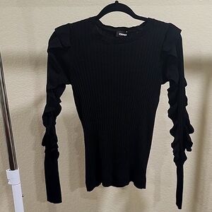 Ribbed long sleeve shirt